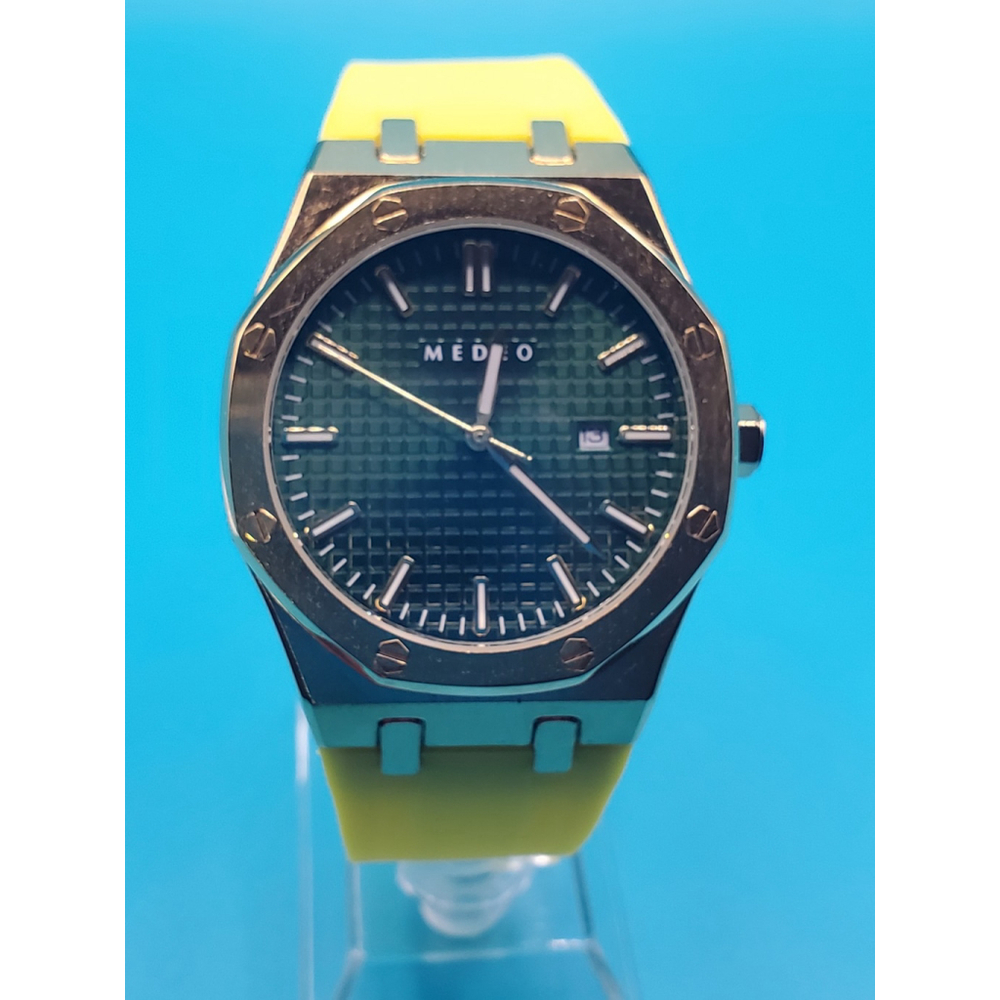 Mens Watch - Picture 2 of 11